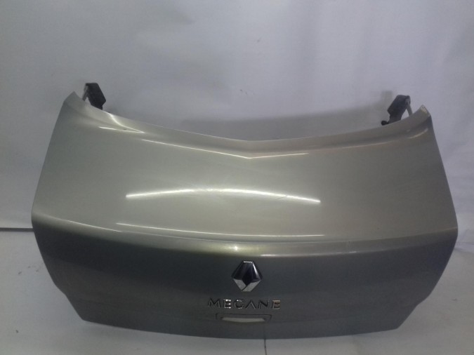 PORTON TRASERO RENAULT MEGANE 2004