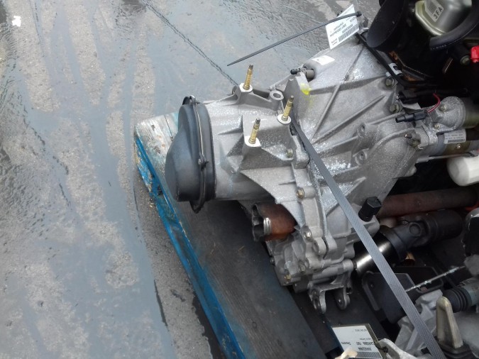 CAJA CAMBIOS FORD FIESTA 2001