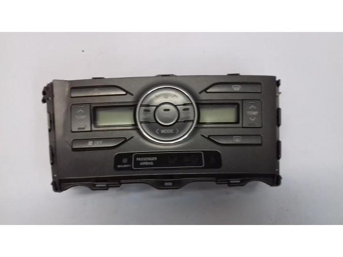 MANDO CALEFACCIÓN TOYOTA AURIS 2010