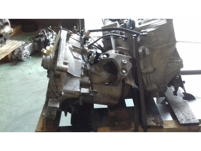 CAJA CAMBIOS CITROEN C3 2003