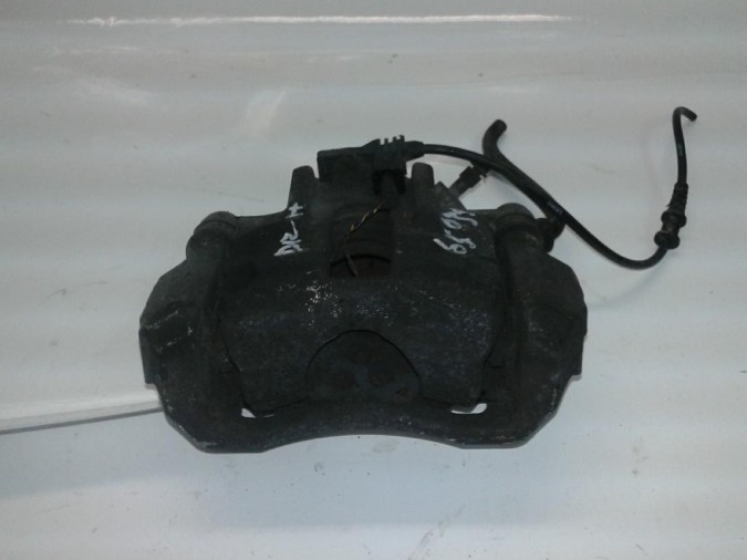 PINZA FRENO DELANTERA IZQUIERDA MERCEDES VANEO 2002