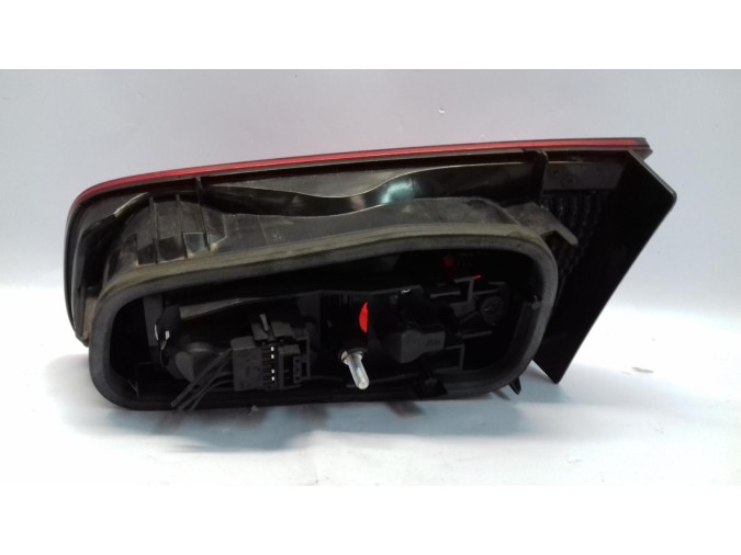 PILOTO TRASERO IZQUIERDO RENAULT LAGUNA 2005
