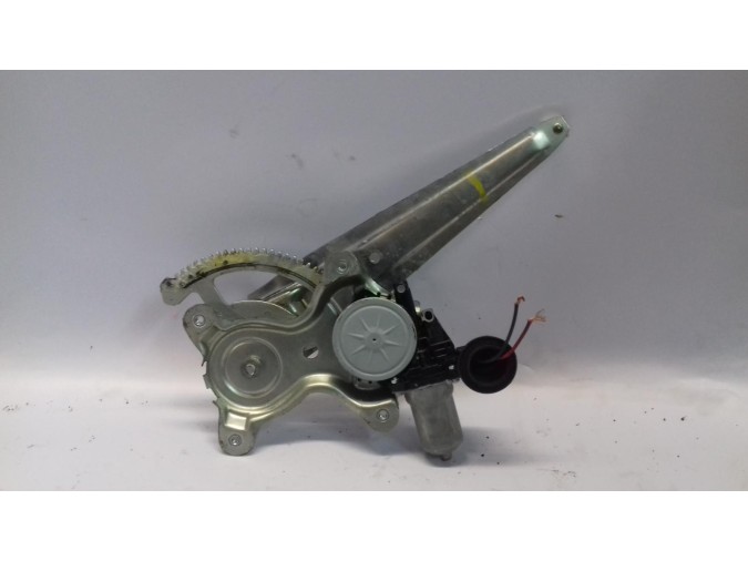 ELEVALUNAS DELANTERO DERECHO MERCEDES CLASE B 2008