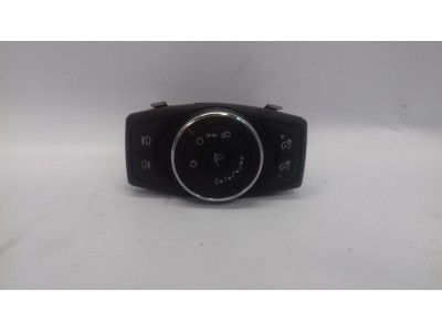 MANDO LUCES SO FORD TRANSIT COURIER 2015