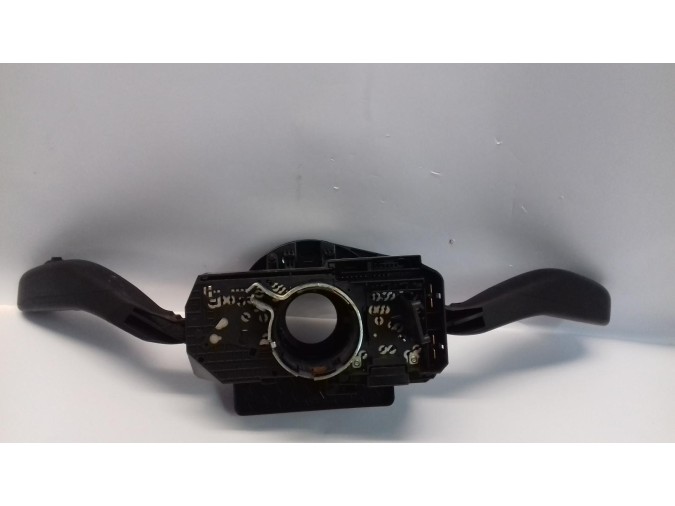 Mando Multifunción SKODA FABIA 2011