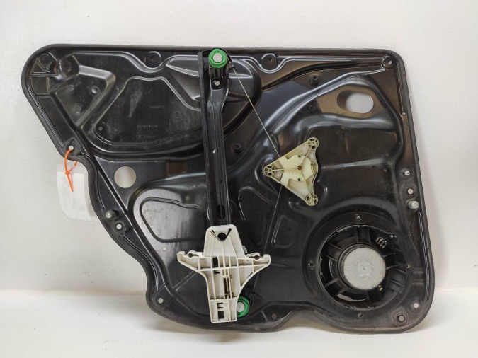 ELEVALUNAS DELANTERO IZQUIERDO VOLKSWAGEN PASSAT 39521