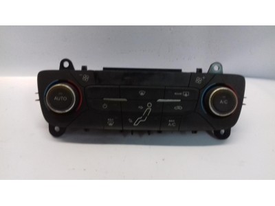 MANDO CALEFACCIÓN FORD FOCUS 2018