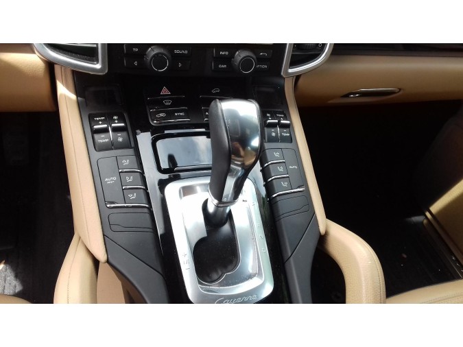 sistema navegacion gps VOLKSWAGEN TIGUAN 2014