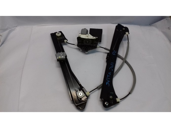 ELEVALUNAS DELANTERO DERECHO VOLKSWAGEN JETTA 2011