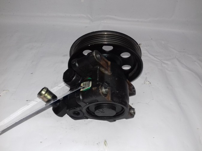 BOMBA SERVODIRECCION FORD FOCUS 2001
