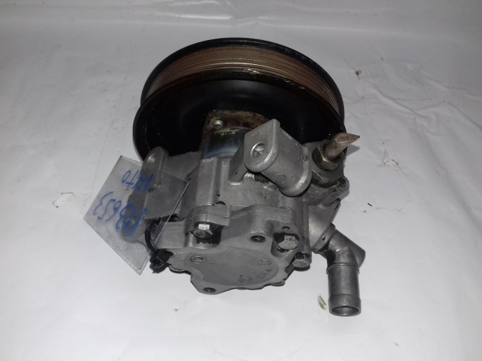 BOMBA SERVODIRECCION MERCEDES VITO 2000