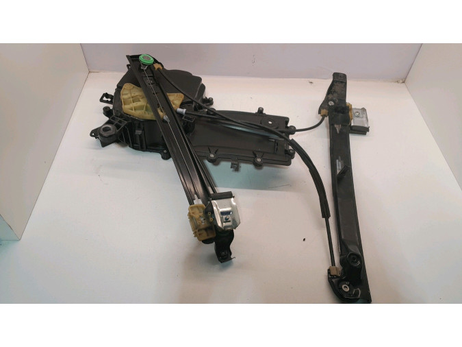 ELEVALUNAS DELANTERO IZQUIERDO SEAT LEON 2006