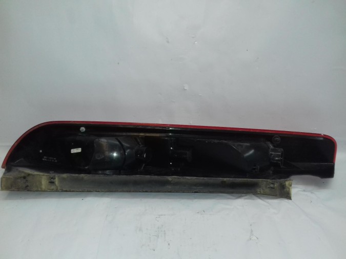 PILOTO TRASERO DERECHO FORD FOCUS 2009