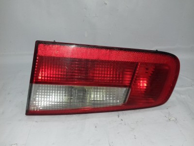 PILOTO TRASERO DERECHO RENAULT LAGUNA 2002