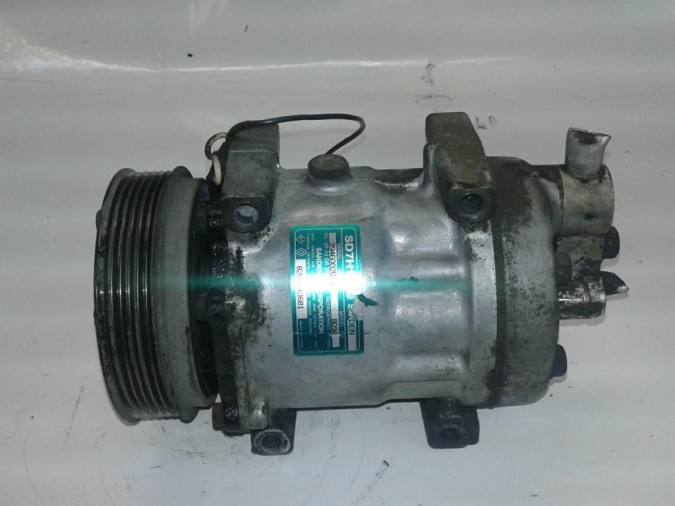 COMPRESOR AIRE ACONDICIONADO VOLVO V40 2000