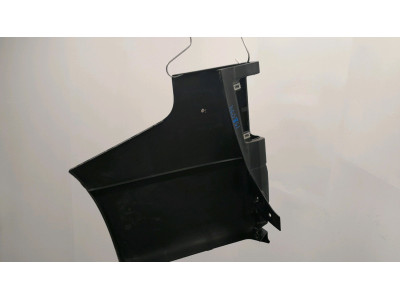 PUNTERA PARAGOLPES TRASERA DERECHA RENAULT TRAFIC IMPRIMADA 2016