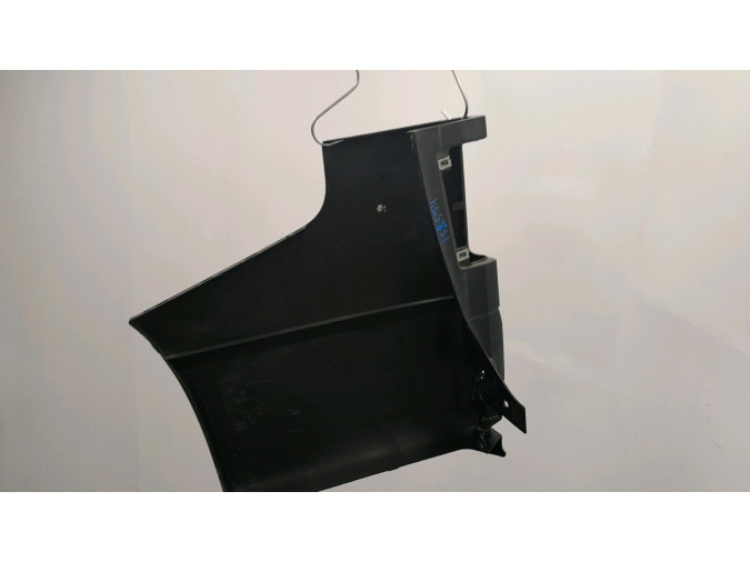 PUNTERA PARAGOLPES TRASERA DERECHA RENAULT TRAFIC IMPRIMADA 2016
