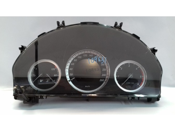 CUADRO INSTRUMENTOS MERCEDES C CLASS 2009