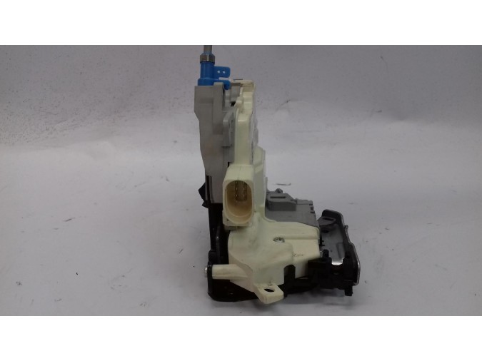 CERRADURA PUERTA TRASERA IZQUIERDA AUDI A3 2019