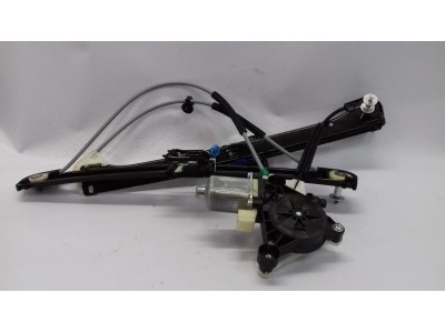 ELEVALUNAS DELANTERO DERECHO AUDI A3 2019