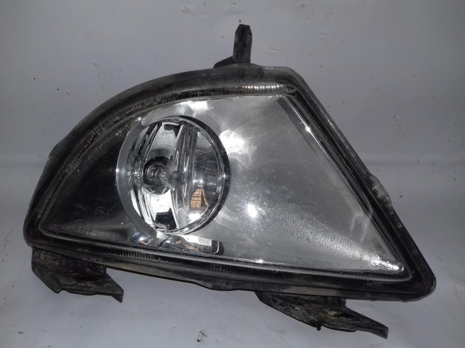 FARO ANTINIEBLA DELANTERO DERECHO FORD FIESTA 2005
