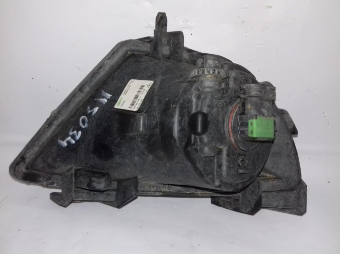 FARO ANTINIEBLA DELANTERO DERECHO FORD FIESTA 2005
