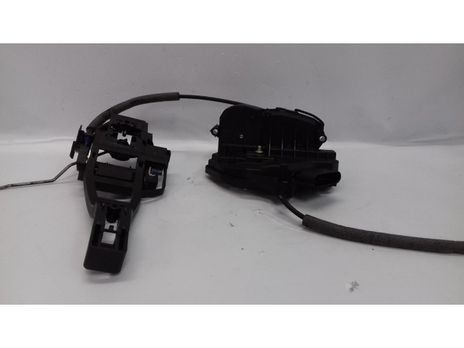 CERRADURA PUERTA DELANTERA IZQUIERDA FORD FOCUS 2015