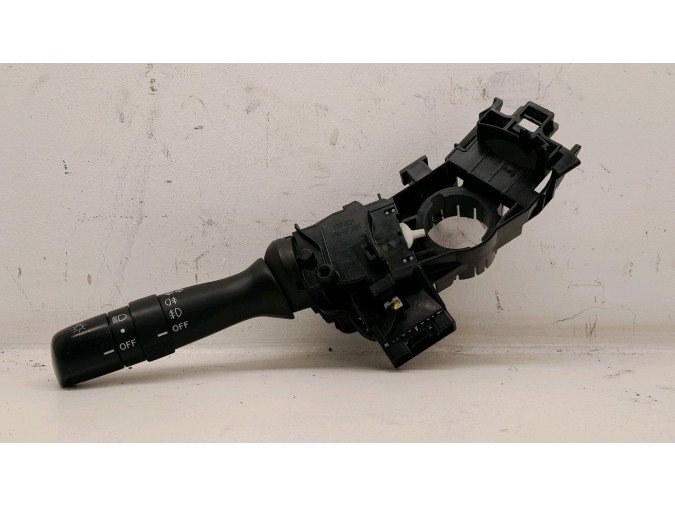 MANDO LUCES TOYOTA AURIS 2008