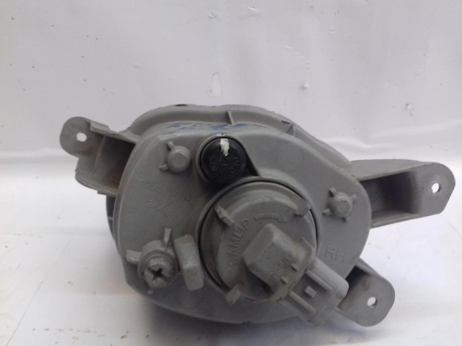 FARO ANTINIEBLA DELANTERO DERECHO CHEVROLET AVEO 2009