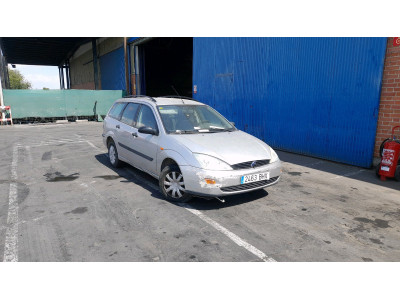 Intercooler FORD FOCUS 2001