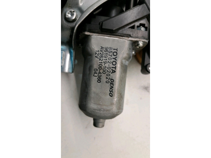 ELEVALUNAS DELANTERO IZQUIERDO TOYOTA AURIS 2007