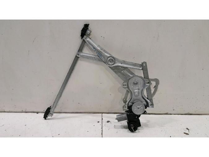 ELEVALUNAS DELANTERO DERECHO TOYOTA C-HR