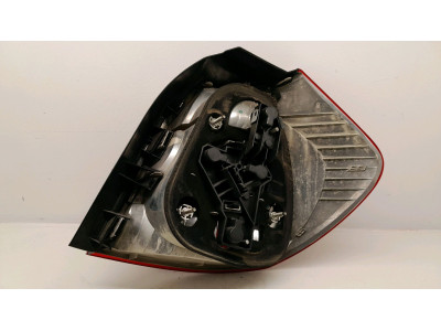 PILOTO TRASERO IZQUIERDO BMW SERIE 1 38533