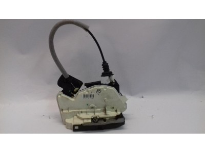 CERRADURA PUERTA DELANTERA DERECHA VOLKSWAGEN GOLF 2010