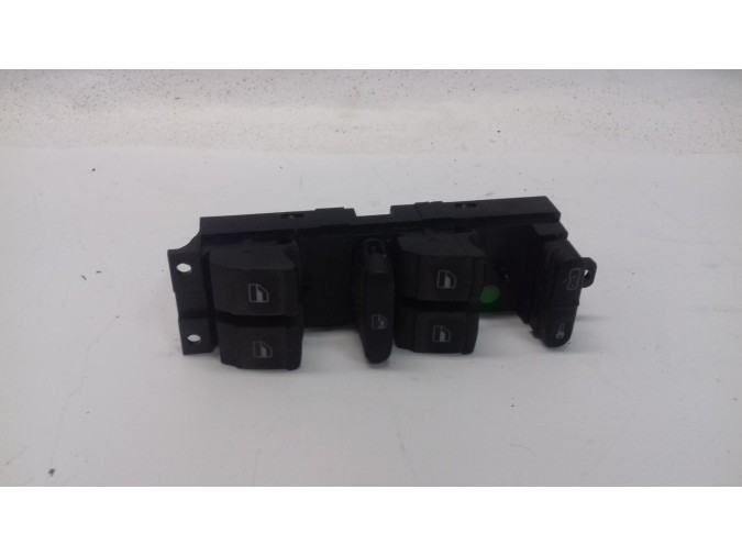 MANDO ELEVALUNAS DELANTERO IZQUIERDO VOLKSWAGEN PASSAT 2008
