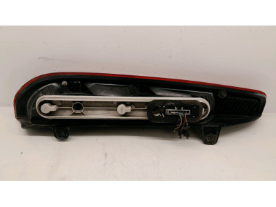 PILOTO TRASERO DERECHO FORD FOCUS 2005