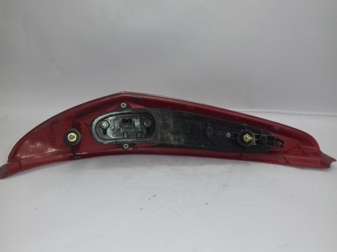 PILOTO TRASERO DERECHO FIAT PUNTO 2002