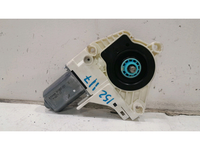 ELEVALUNAS DELANTERO DERECHO AUDI Q3 2011