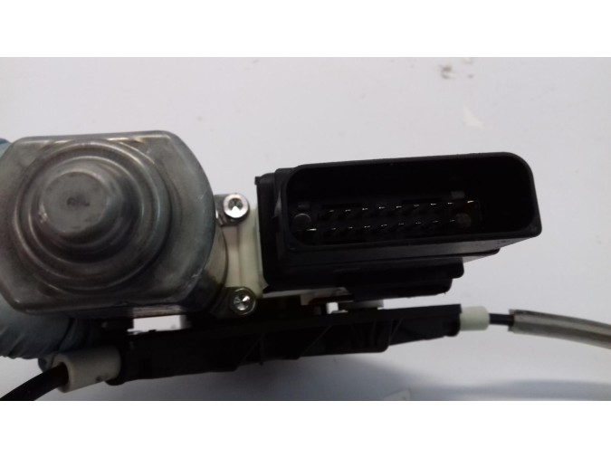 ELEVALUNAS TRASERO IZQUIERDO VOLKSWAGEN JETTA 2006