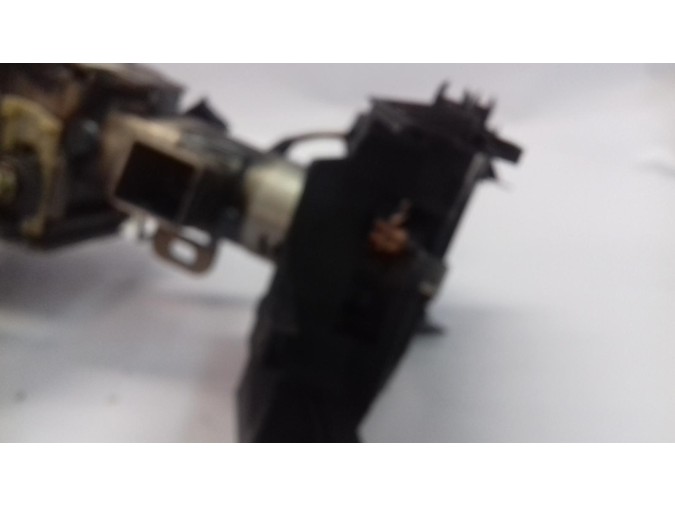COLUMNA DIRECCION RENAULT CLIO 2010