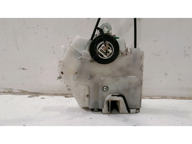 CERRADURA PUERTA DELANTERA DERECHA HONDA FR-V 2005