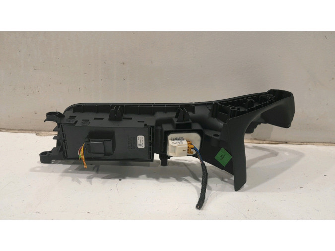 MANDO ELEVALUNAS DELANTERO IZQUIERDO AUDI A3 43671
