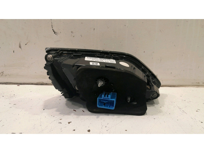 PILOTO TRASERO DERECHO VOLKSWAGEN ARTEON 44522