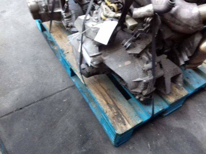 CAJA CAMBIOS OPEL VECTRA 2004