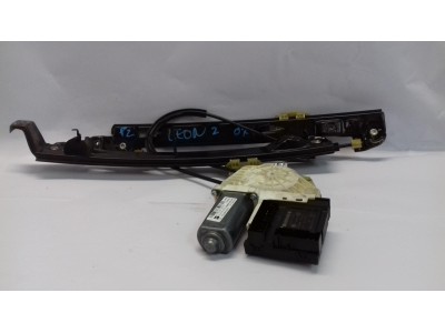ELEVALUNAS DELANTERO DERECHO SEAT LEON 2007