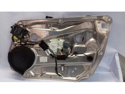 ELEVALUNAS DELANTERO DERECHO MERCEDES C CLASS 2009