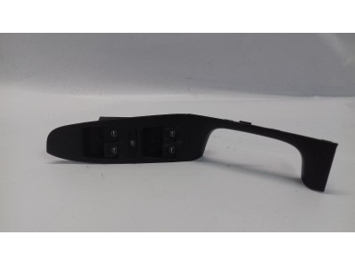 MANDO ELEVALUNAS DELANTERO IZQUIERDO SEAT IBIZA 2010
