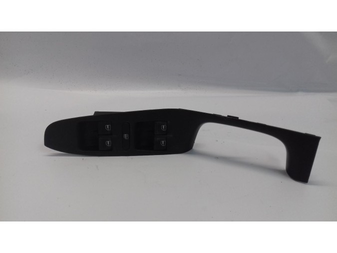 MANDO ELEVALUNAS DELANTERO IZQUIERDO SEAT IBIZA 2010