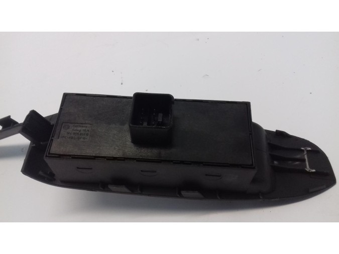 MANDO ELEVALUNAS DELANTERO IZQUIERDO SEAT IBIZA 2010