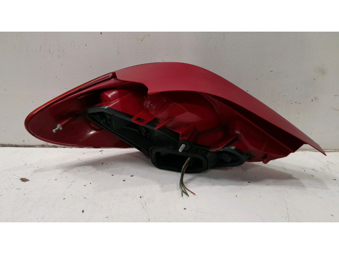 PILOTO TRASERO DERECHO PEUGEOT 207 2007